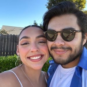 Meet your Posher, Avelina